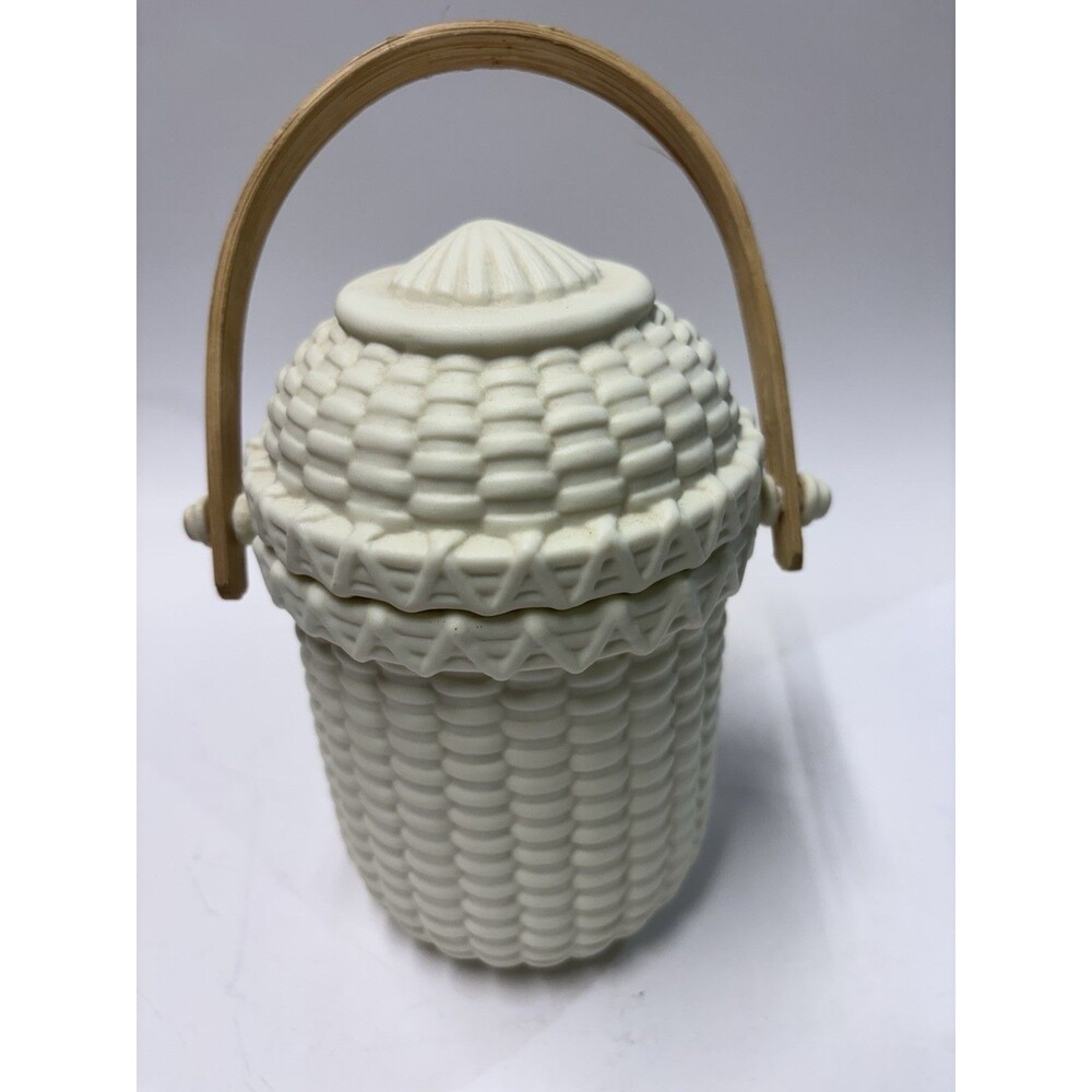 PartyLite-Nantucket Woven Basket-Tea Light Holder w/Wood Handle-retired